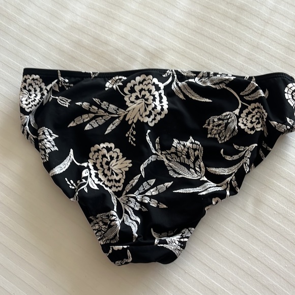 Bikini bottoms size 10 - Picture 4 of 4